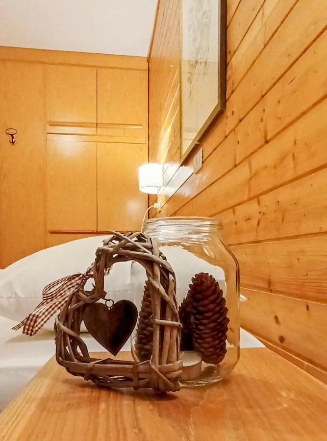 La Tana - Agenzia Dolomiti Affitti Apartamento Cavalese Exterior foto