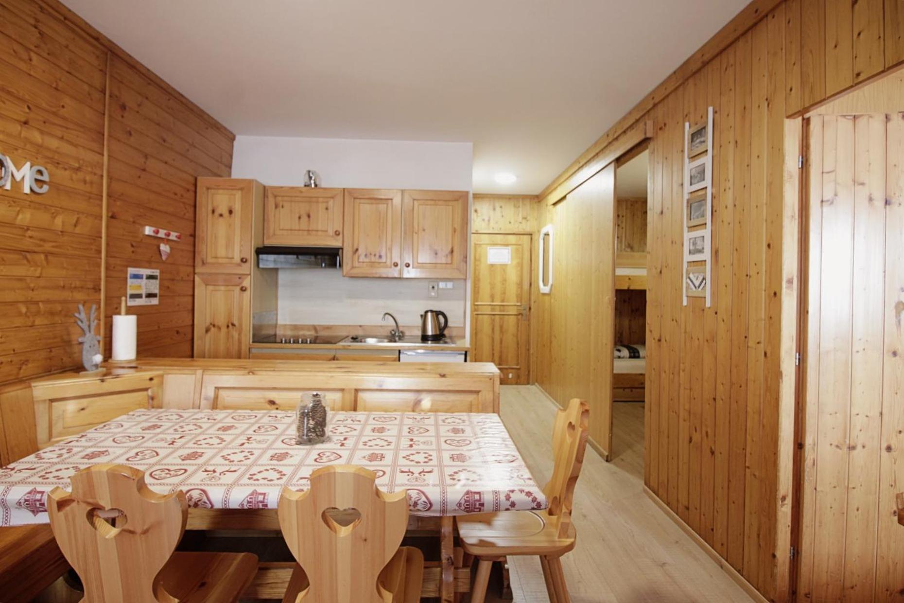 La Tana - Agenzia Dolomiti Affitti Apartamento Cavalese Exterior foto